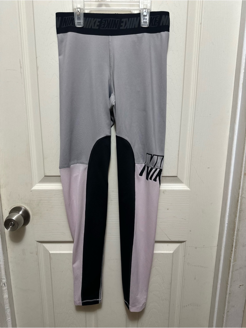 Nike Dri-FIT Women's Color-Block Mesh Training Leggings – Size S
